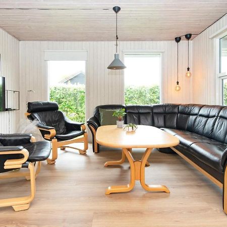 9 Person Holiday Home In Juelsminde Sonderby  Екстериор снимка