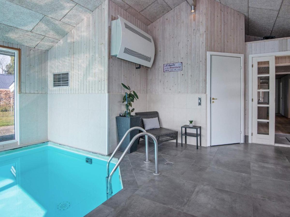 9 Person Holiday Home In Juelsminde Sonderby  Екстериор снимка