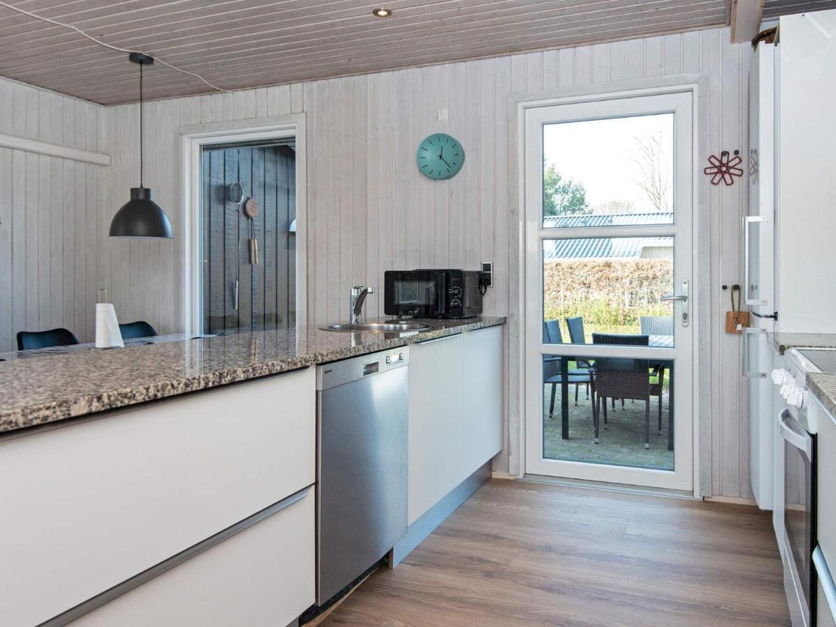 9 Person Holiday Home In Juelsminde Sonderby  Екстериор снимка