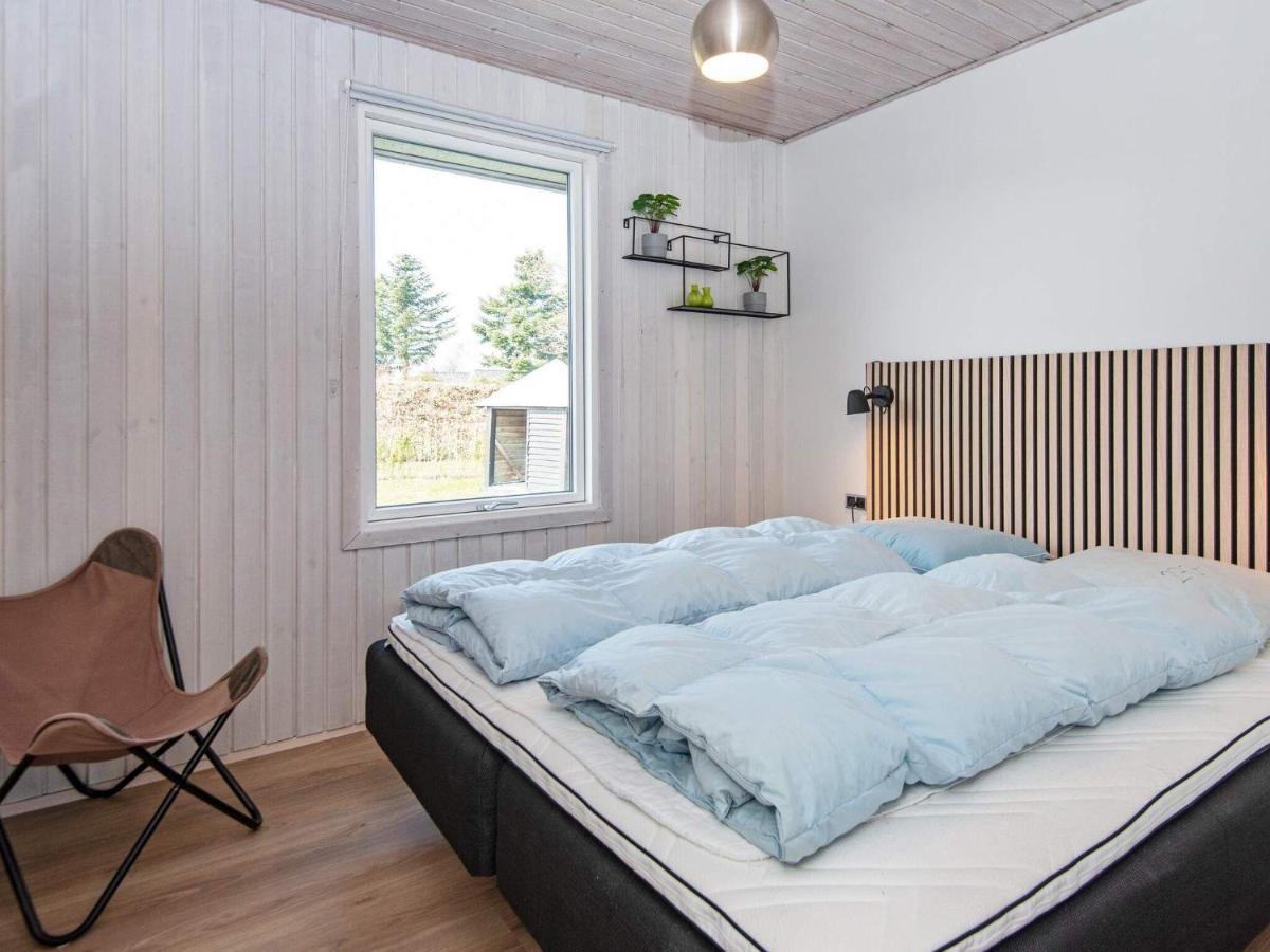 9 Person Holiday Home In Juelsminde Sonderby  Екстериор снимка