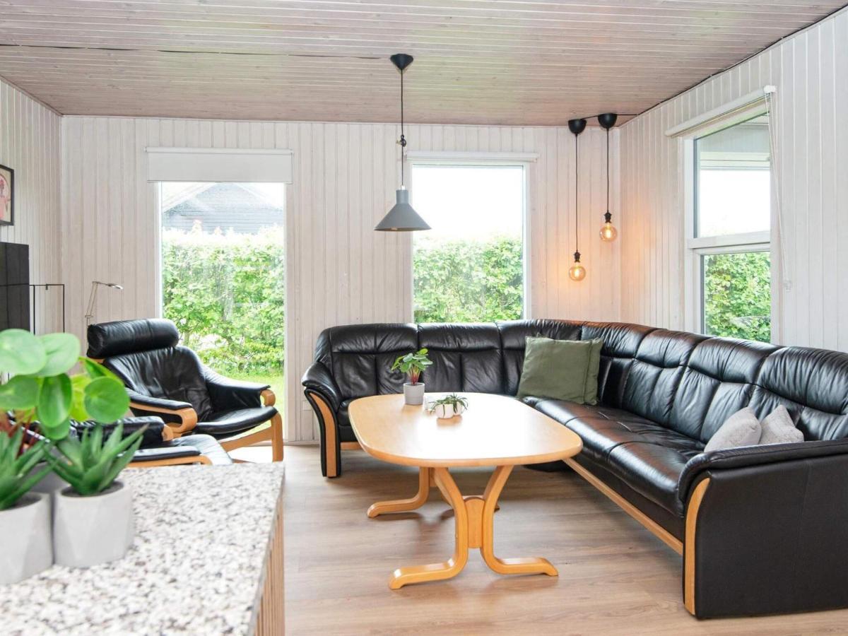 9 Person Holiday Home In Juelsminde Sonderby  Екстериор снимка