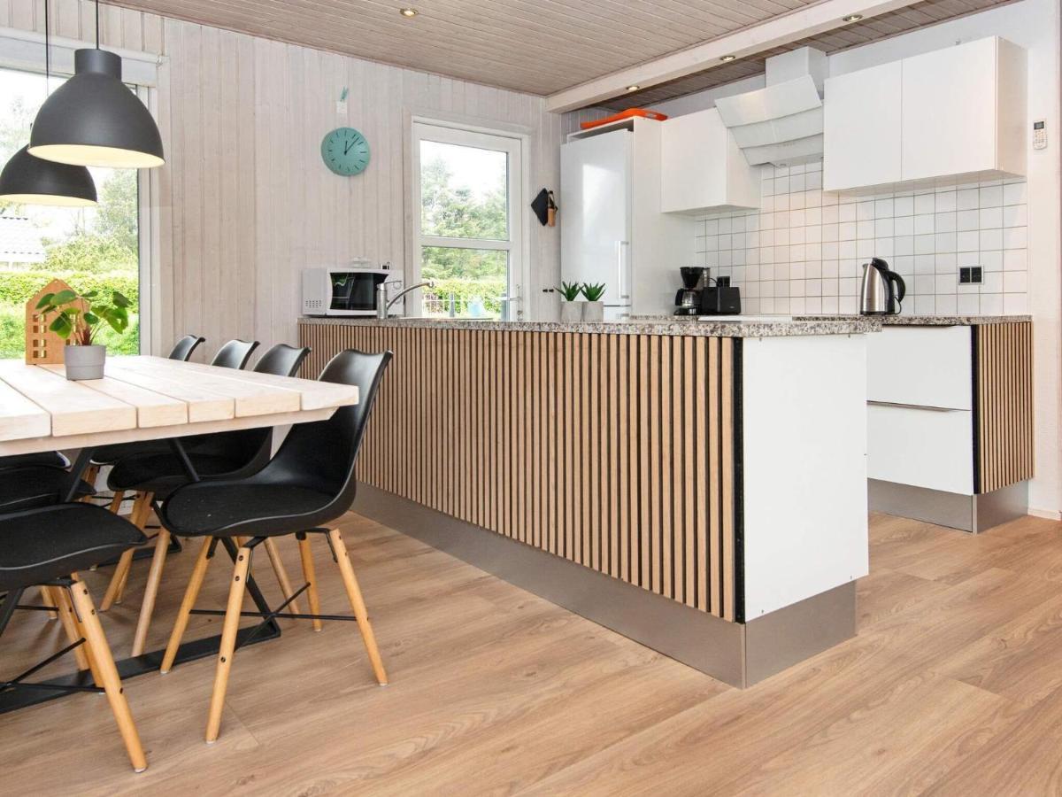 9 Person Holiday Home In Juelsminde Sonderby  Екстериор снимка