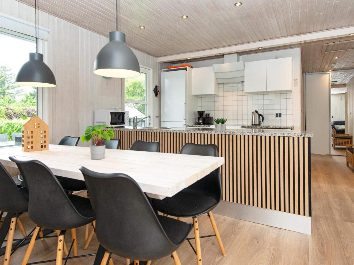 9 Person Holiday Home In Juelsminde Sonderby  Екстериор снимка